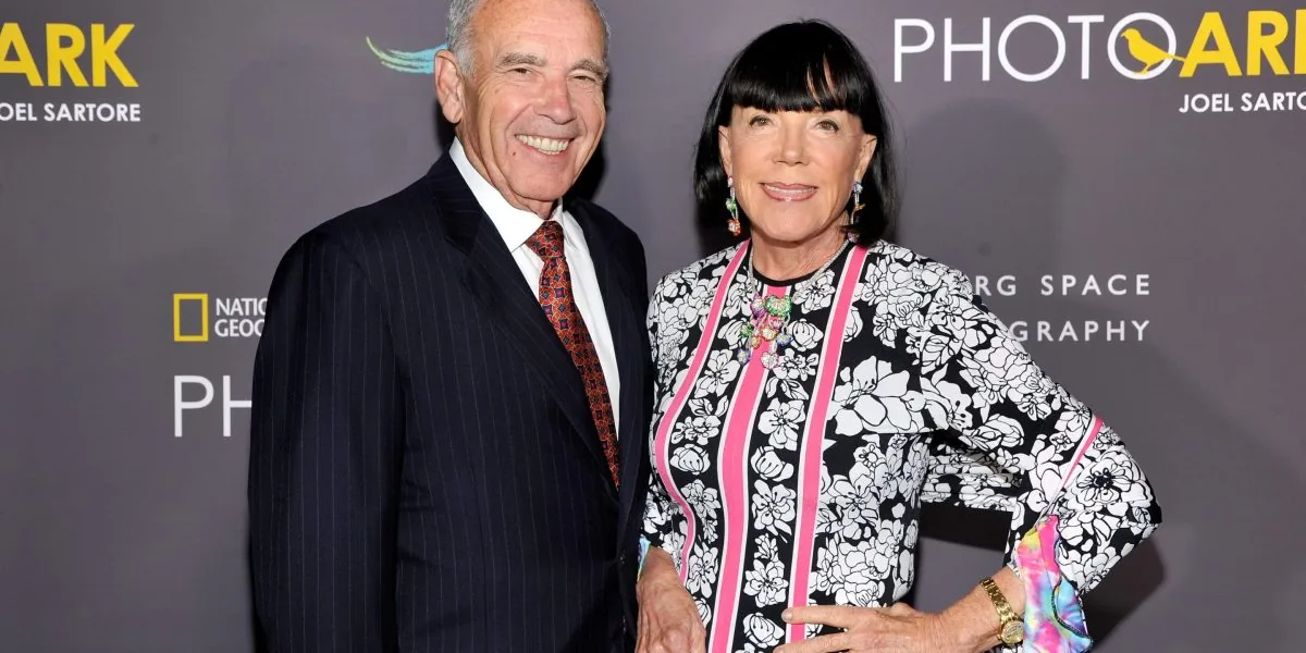 Billionaire Trump Backer Halts Texas Warehouse Sale for ICE Detention